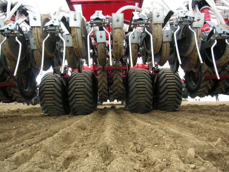 FENIX 3000 stabilny transport na czterech kołach