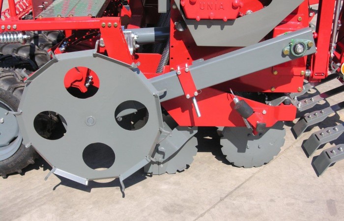 AMBER 1200 koło ostrogowe do napędu aparatów wysiewających