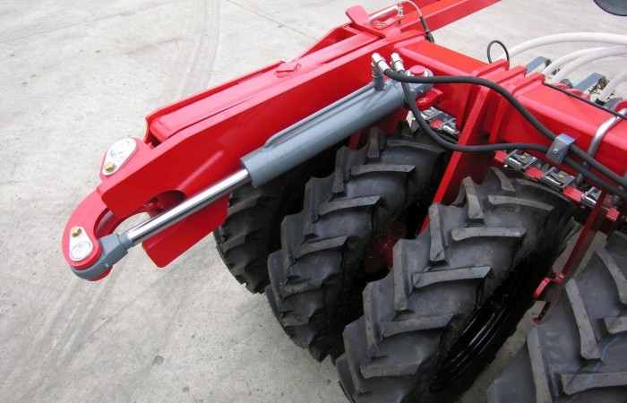 FENIX 3000 - siłownik do składania znacznika